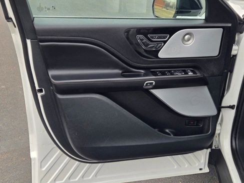 Used 2023 Lincoln Aviator Reserve w/ Equipment Group 201A image 23