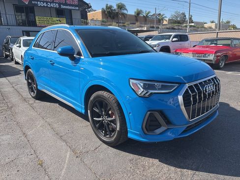 Used 2021 Audi Q3 2.0T Premium Plus w/ Premium Plus Package AWD/4WD image 4
