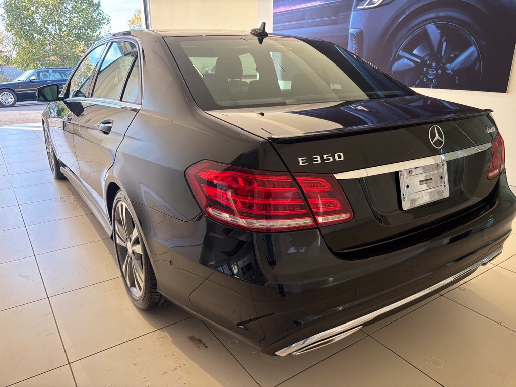 Used 2014 Mercedes-Benz E 350 4MATIC Sedan image 3