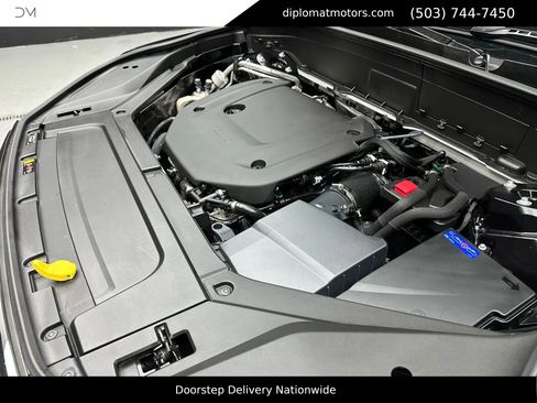 Used 2023 Volvo XC90 B6 Plus image 50