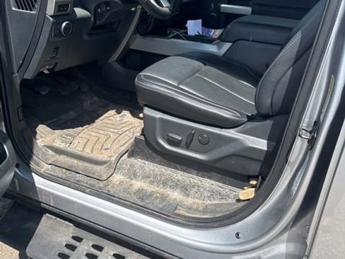 Used 2022 Ford F250 Lariat w/ Tremor Off-Road Package AWD/4WD image 3