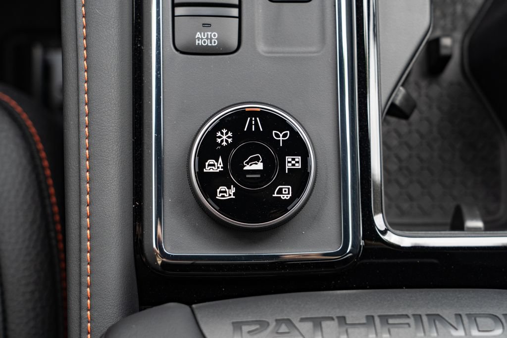 New 2026 Nissan Pathfinder Rock Creek AWD/4WD image 19