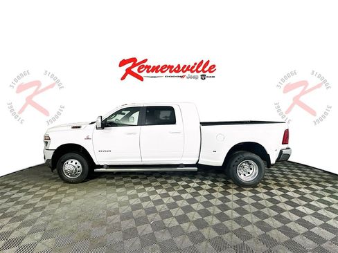 New 2025 RAM 3500 Laramie image 4