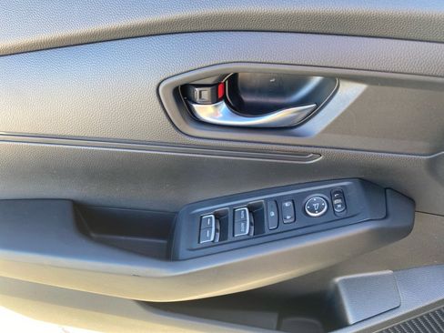 Certified 2023 Honda Accord LX image 36