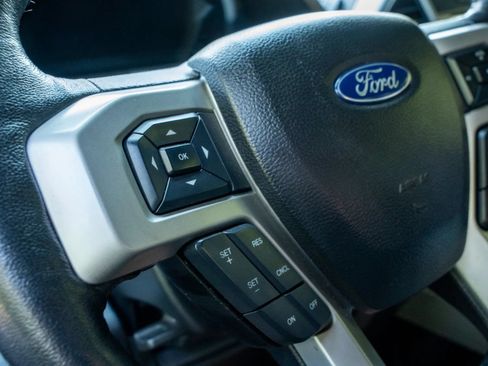 Used 2019 Ford F150 Lariat AWD/4WD image 24