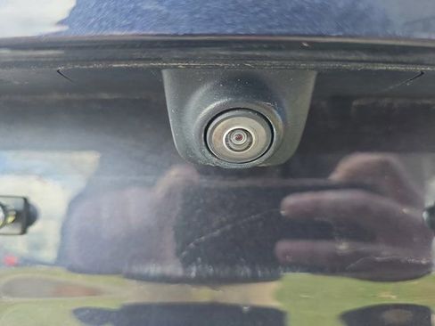 Used 2023 Chevrolet Tahoe Premier AWD/4WD image 14