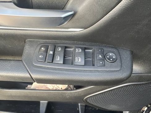 Used 2023 RAM 1500 Big Horn AWD/4WD image 17