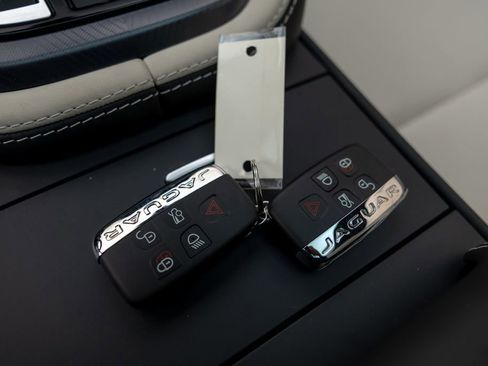 Used 2024 Jaguar F-TYPE R-Dynamic RWD image 47