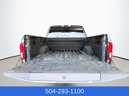 Used 2018 Ford F150 Platinum w/ Equipment Group 701A Luxury AWD/4WD image 28