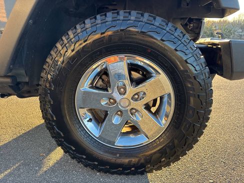 Used 2014 Jeep Wrangler Sport w/ Quick Order Package 24S image 25