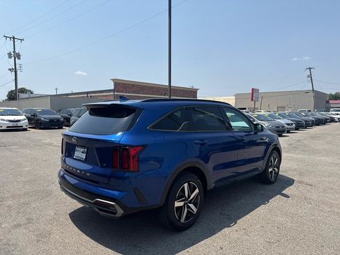 Used 2021 Kia Sorento S FWD image 6