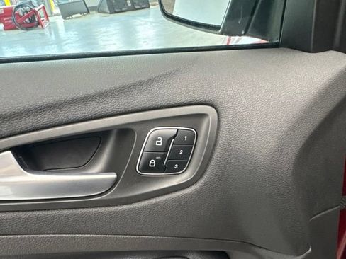 Used 2019 Ford Escape Titanium AWD/4WD image 22