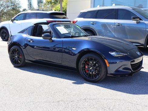 Used 2022 MAZDA MX-5 Miata Club image 12