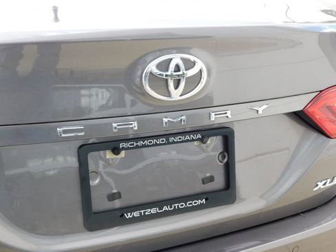Used 2018 Toyota Camry XLE w/ Audio Package FWD image 37