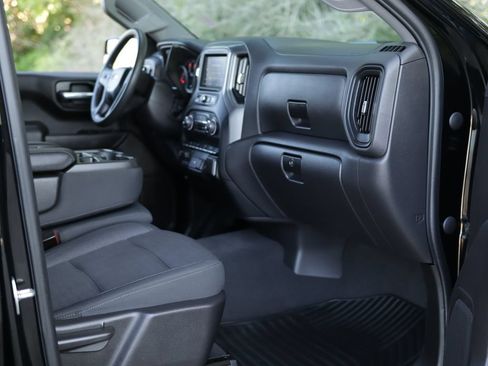 Used 2023 Chevrolet Silverado 1500 Custom Trail Boss w/ LPO, Dark Essentials Package AWD/4WD image 29
