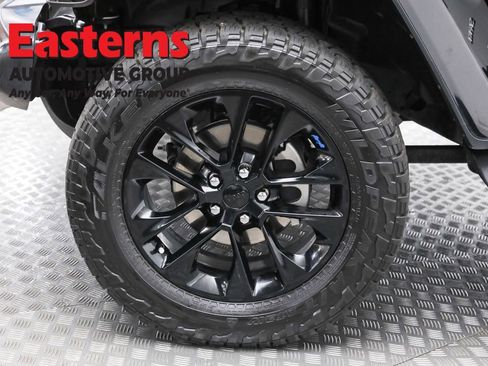 Used 2022 Jeep Wrangler Unlimited Sahara w/ Cold Weather Group image 35