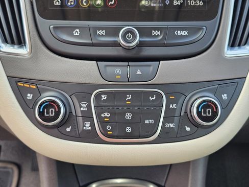 Used 2024 Chevrolet Malibu LT image 28