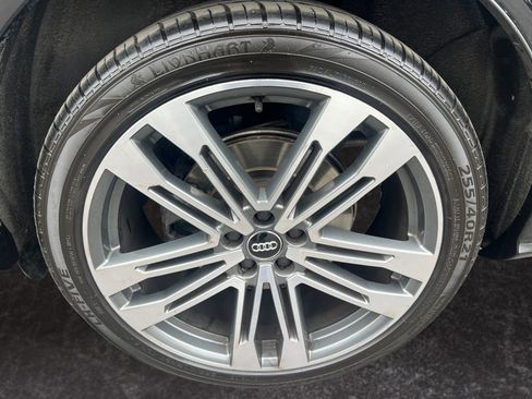 Used 2018 Audi SQ5 Prestige w/ Prestige Package AWD/4WD image 14