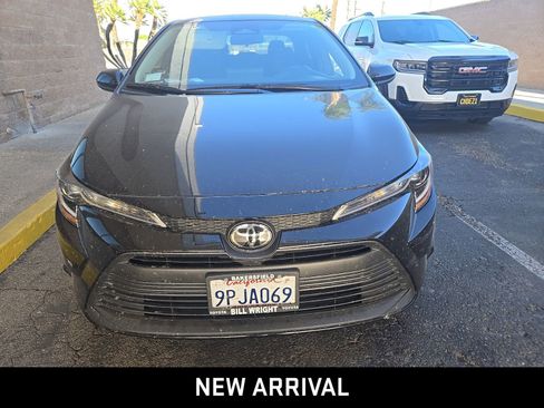 Used 2024 Toyota Corolla LE image 2