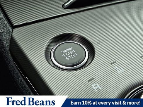 New 2026 Kia Sportage EX w/ EX Panoramic Sunroof Package image 17