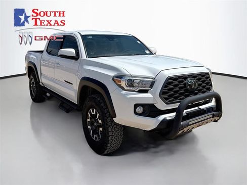 Used 2020 Toyota Tacoma TRD Off-Road w/ Technology Package AWD/4WD image 1