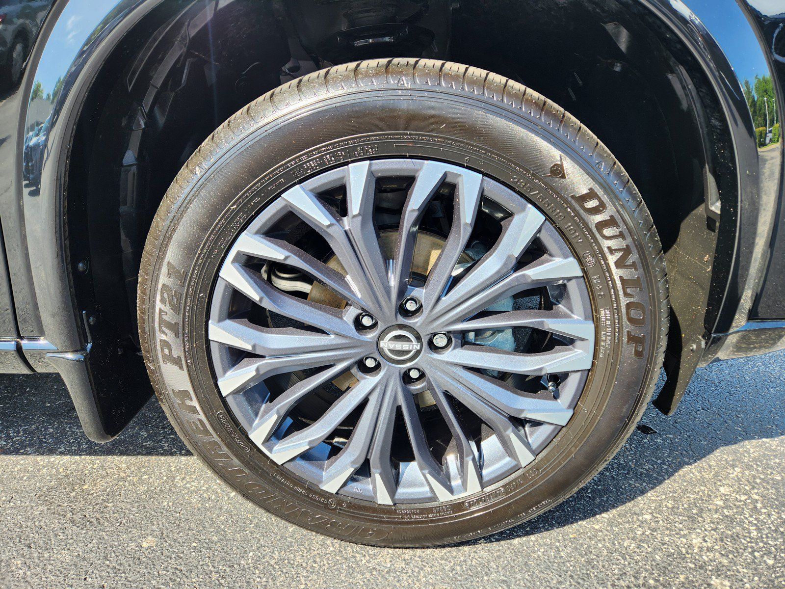 Used 2025 Nissan Rogue Platinum FWD image 7
