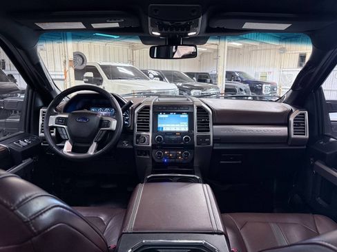 Used 2017 Ford F250 Platinum w/ Platinum Ultimate Package AWD/4WD image 69