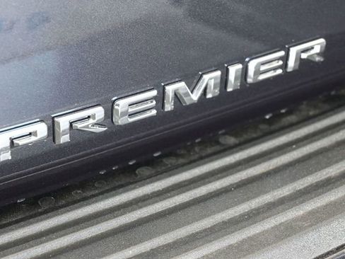 New 2025 Chevrolet Suburban Premier w/ Sun And Tow Package image 44