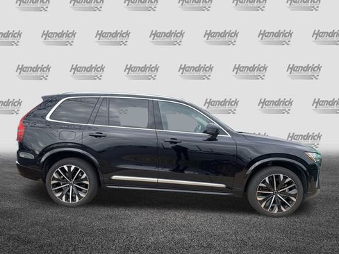 Used 2025 Volvo XC90 B6 Plus image 11