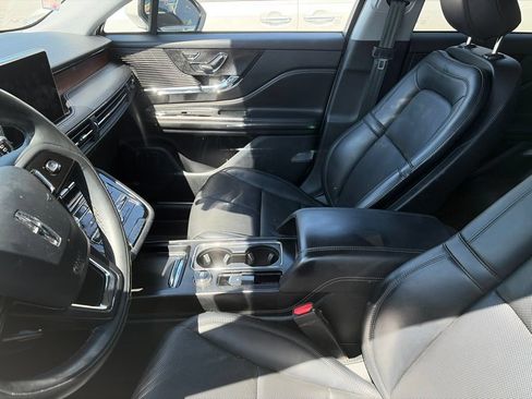 Used 2022 Lincoln Corsair Reserve AWD/4WD image 9