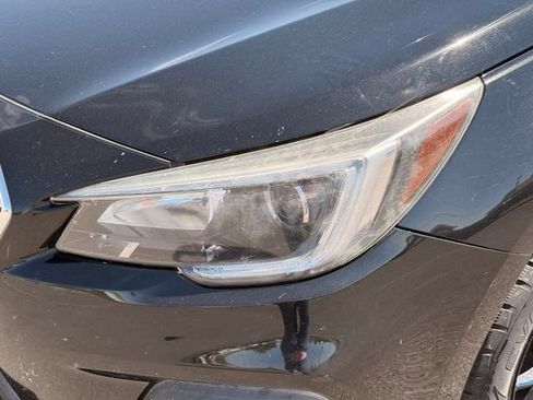 Used 2018 Subaru Outback 2.5i Premium AWD/4WD image 10