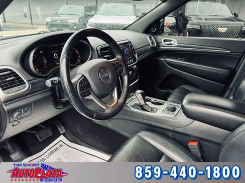 Used 2019 Jeep Grand Cherokee Limited image 3