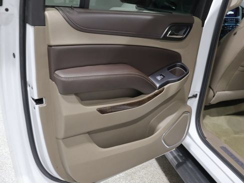 Used 2016 Chevrolet Suburban LT AWD/4WD image 18