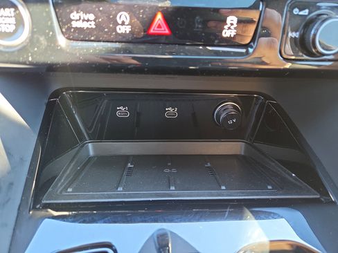 Certified 2025 Audi Q5 Premium Plus w/ Premium Plus image 16