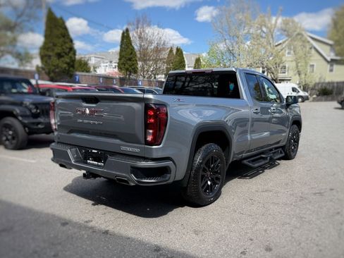 Used 2023 GMC Sierra 1500 Elevation AWD/4WD image 8