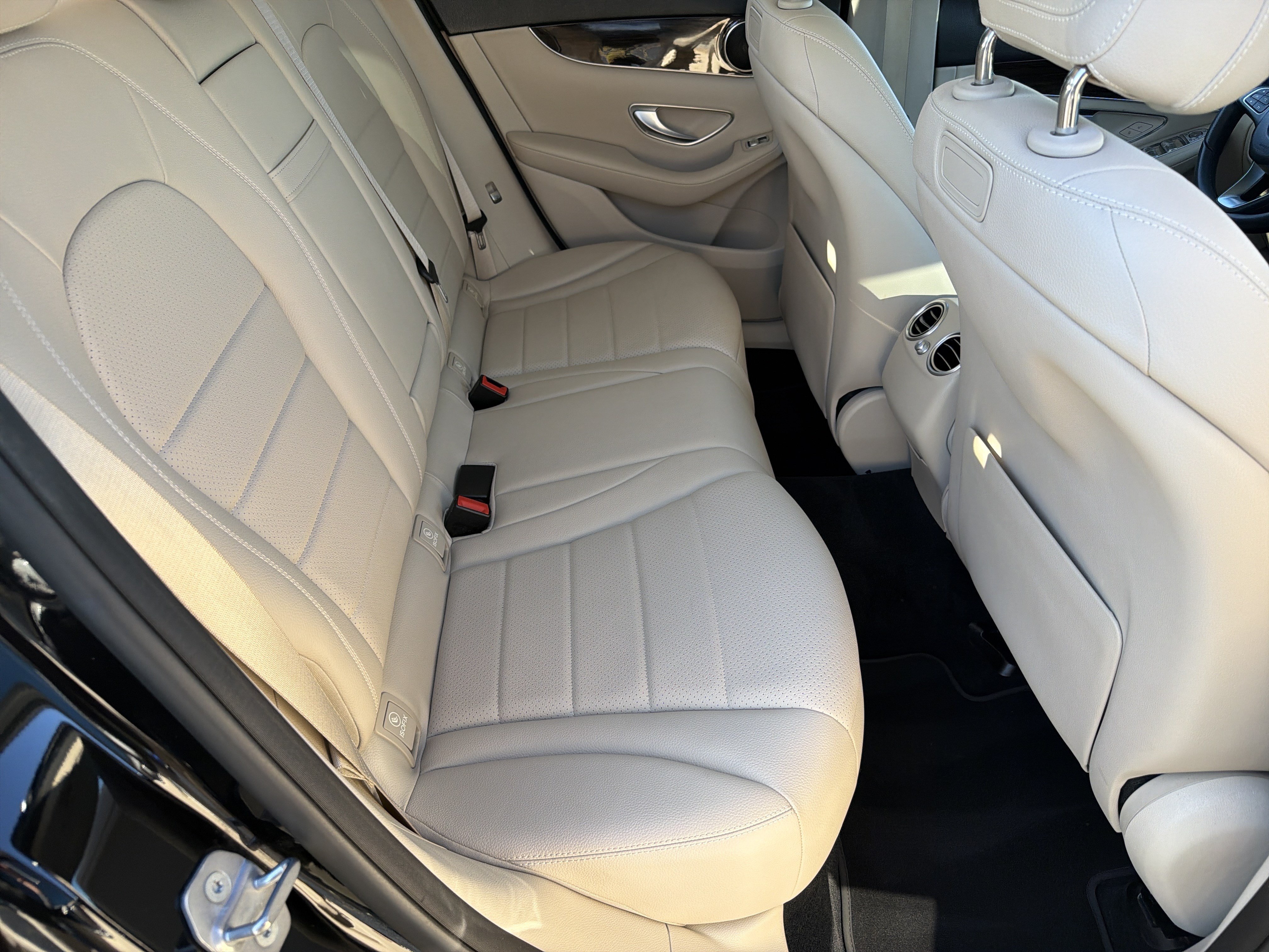 Used 2018 Mercedes-Benz GLC 300 image 14