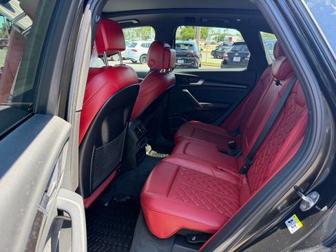 Used 2023 Audi SQ5 Premium Plus w/ Premium Plus Package AWD/4WD image 4