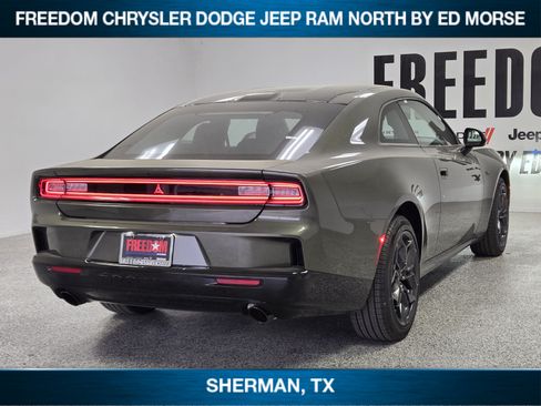 New 2026 Dodge Charger R/T w/ Blacktop Package AWD/4WD image 3