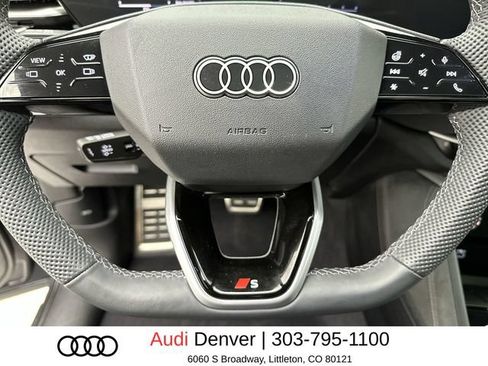 Used 2025 Audi SQ5 Prestige AWD/4WD image 14