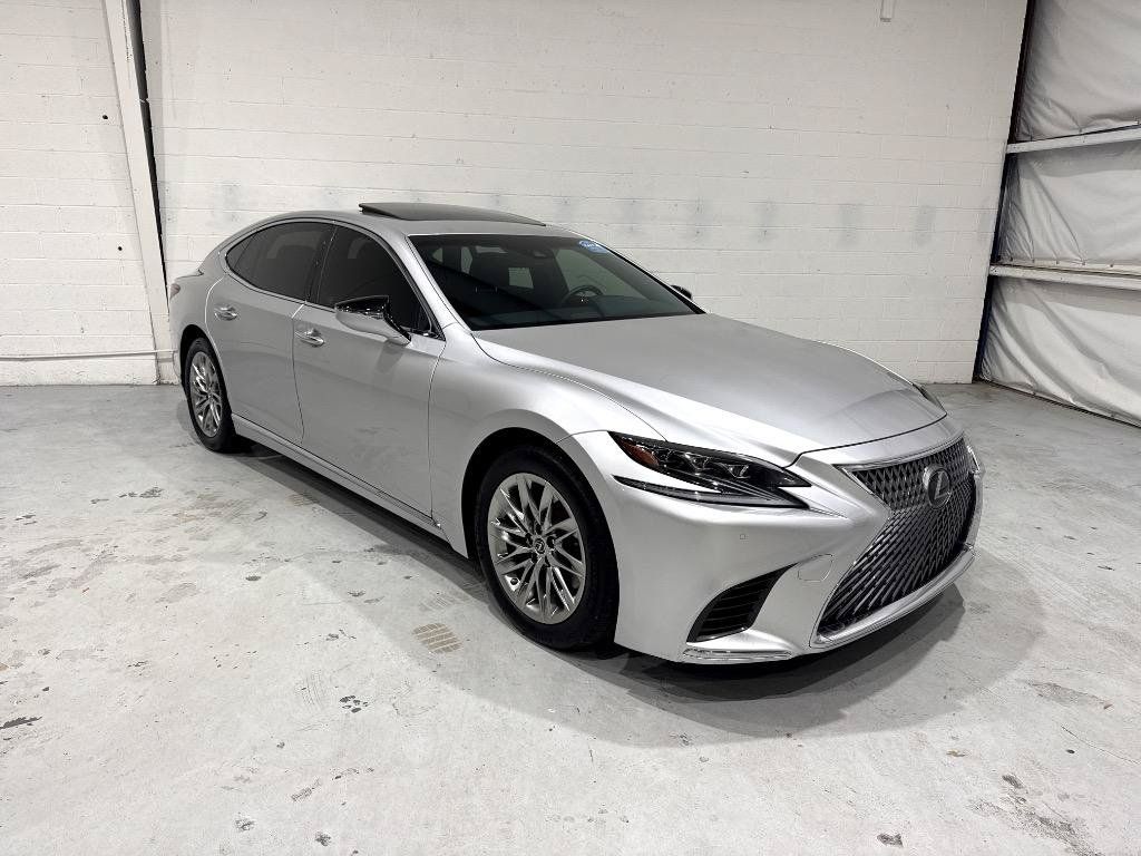 Used 2018 Lexus LS 500 w/ Accessory Package (Z1) RWD image 4