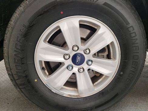 Used 2018 Ford F150 XL w/ Equipment Group 101A Mid AWD/4WD image 31
