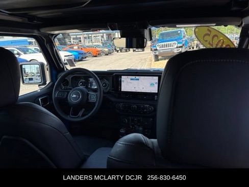 Used 2025 Jeep Wrangler Unlimited Rubicon w/ Safety Group AWD/4WD image 21