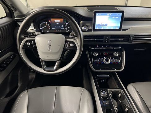 Certified 2022 Lincoln Corsair AWD w/ Equipment Group 101A image 8