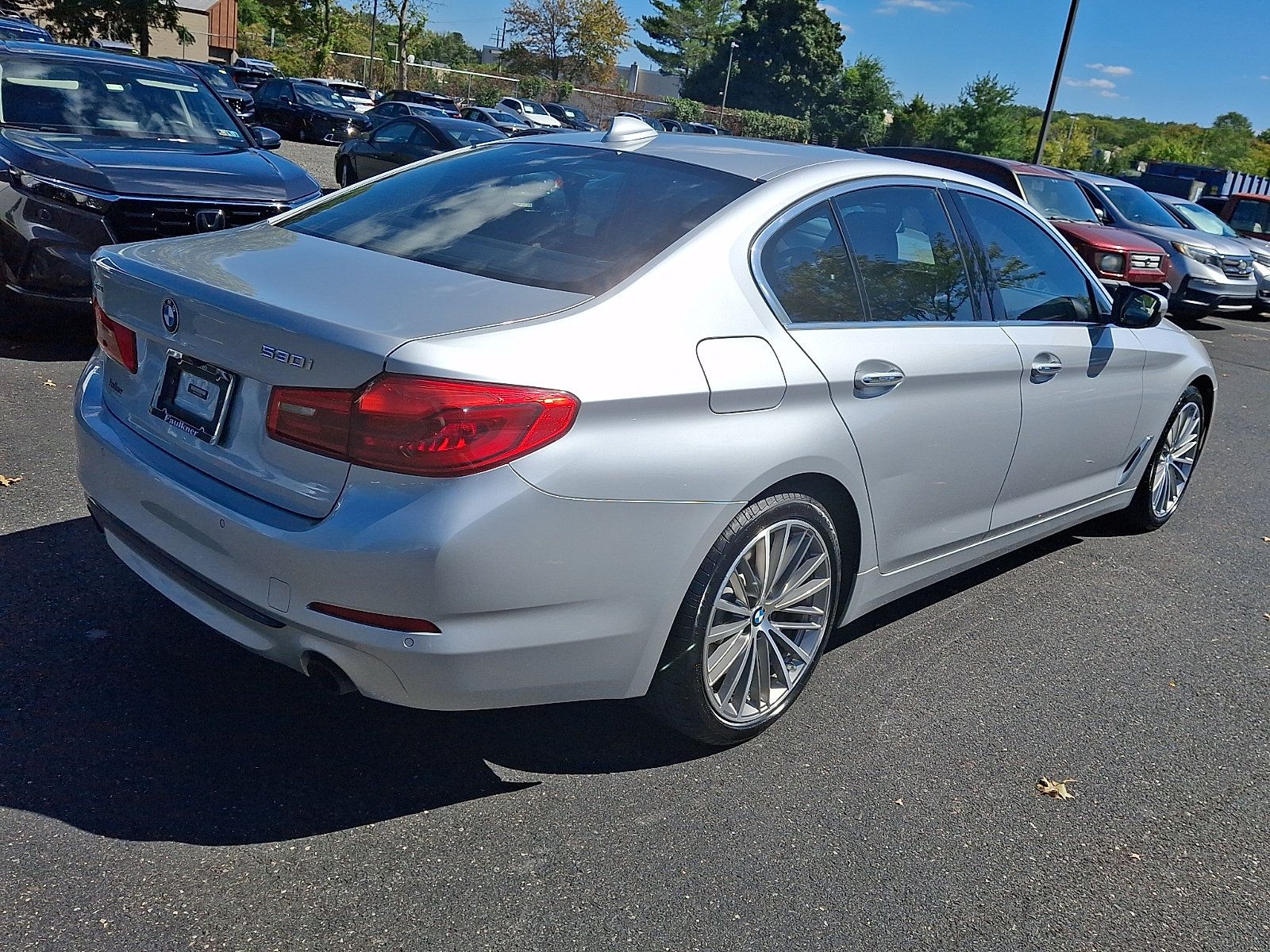 Used 2018 BMW 530i xDrive AWD/4WD image 6