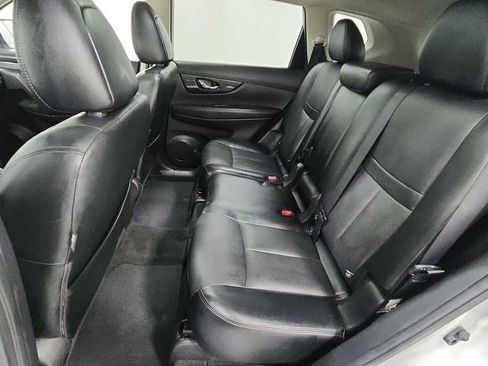 Used 2018 Nissan Rogue SL w/ Premium Package AWD/4WD image 25