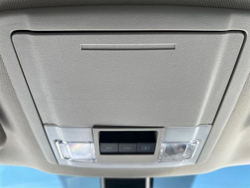 Used 2017 Ford Explorer Platinum AWD/4WD image 28