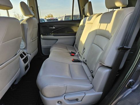 Used 2021 Honda Pilot Black Edition image 28