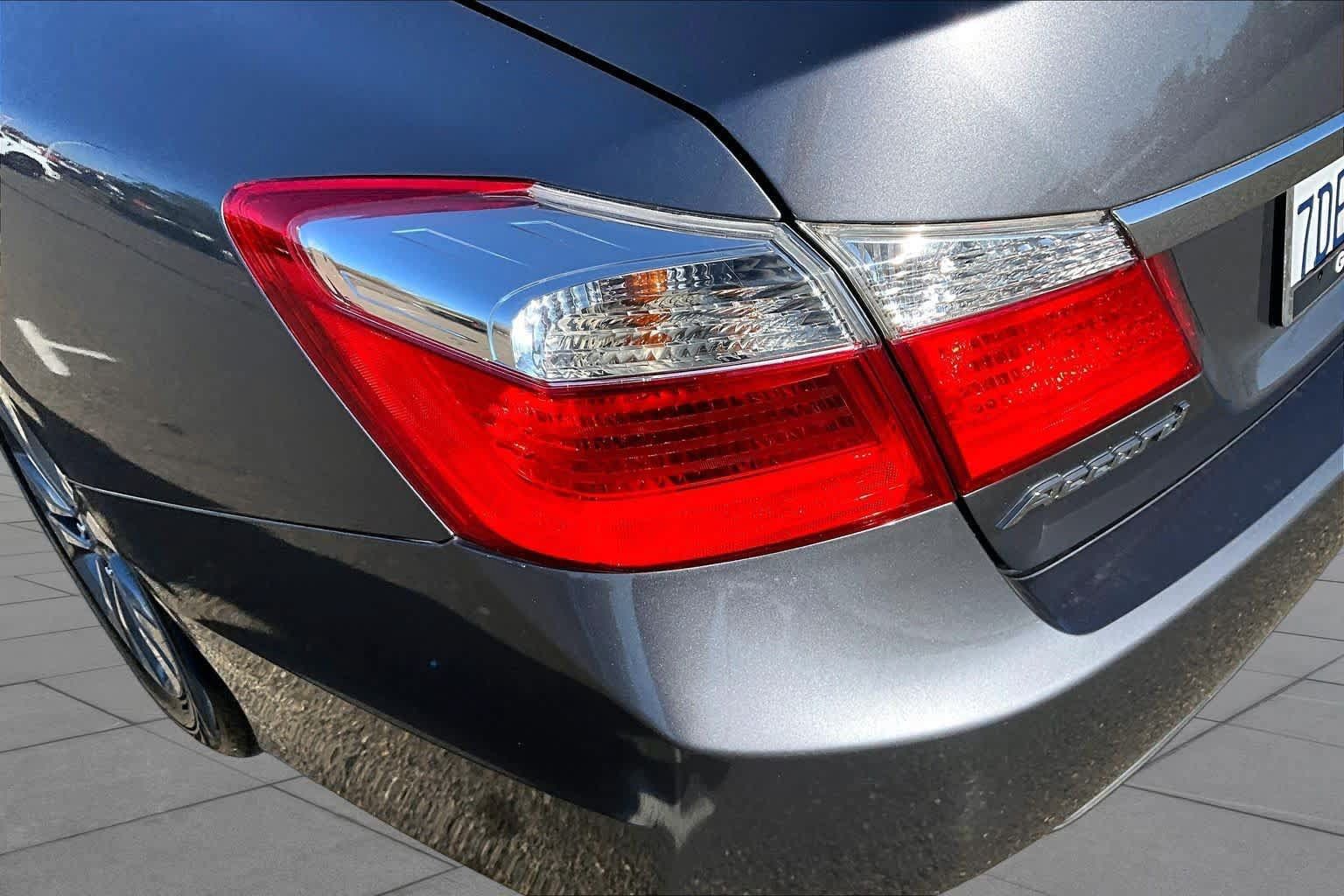 Used 2014 Honda Accord LX image 28
