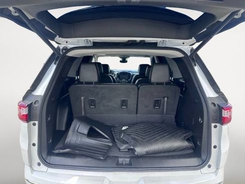 Used 2020 Chevrolet Traverse Premier w/ LPO, Floor Liner Package FWD image 25
