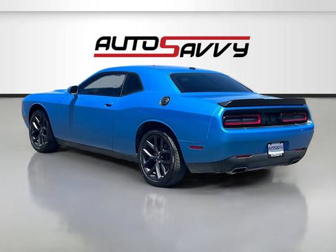 Used 2023 Dodge Challenger SXT w/ Blacktop Package RWD image 5